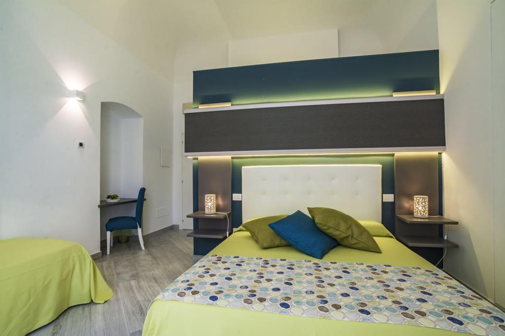 Porto Di Mare B&B Giovinazzo Exterior photo